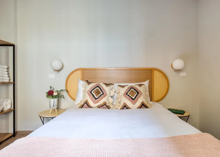 Vicente Suarez By Mr W Mexico City
