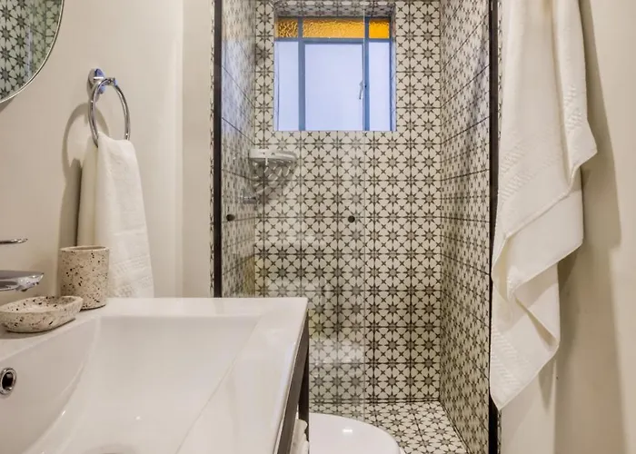 Apartment Vicente Suarez By Mr W