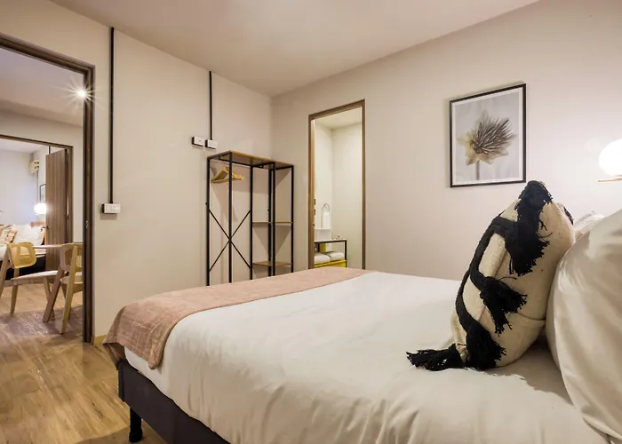 Apartment Vicente Suarez By Mr W Mexico City