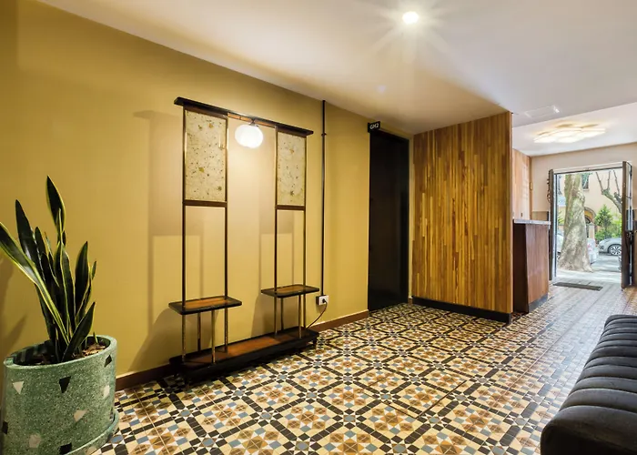 Vicente Suarez By Mr W Apartment